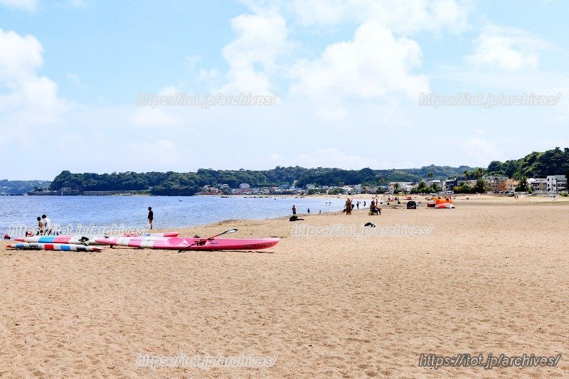 三浦海岸の広い砂浜