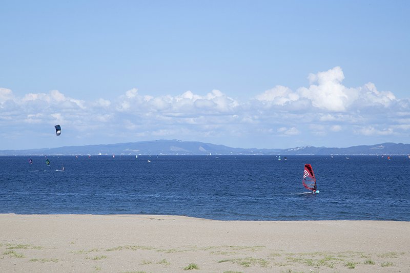 マリンスポーツの盛んな「三浦海岸海水浴場」