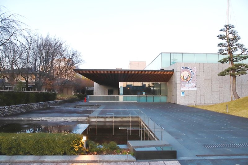 「高志の国文学館」