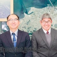 石渡勇斗校長先生（左）と髙橋一成教頭先生