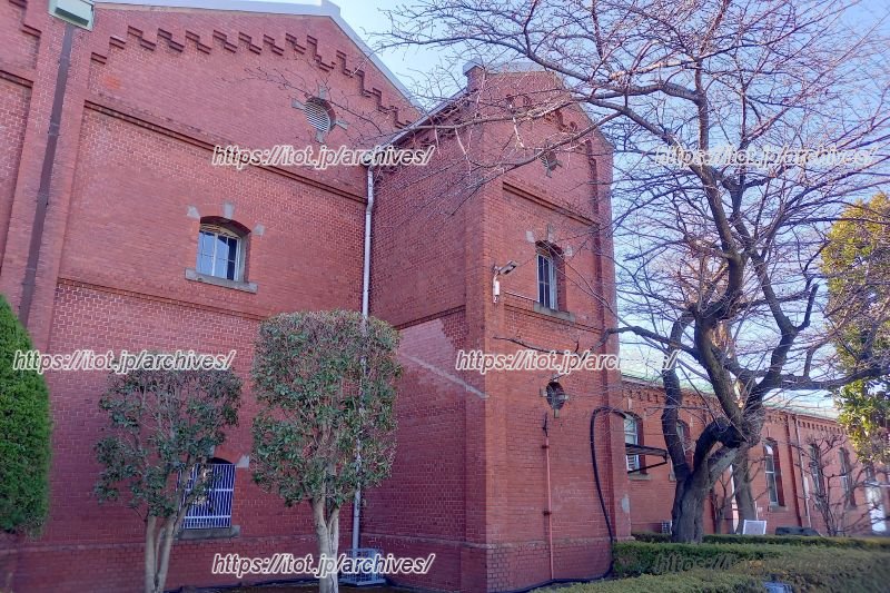 重要文化財に指定されている飛鳥山公園内のレンガ造りの建物