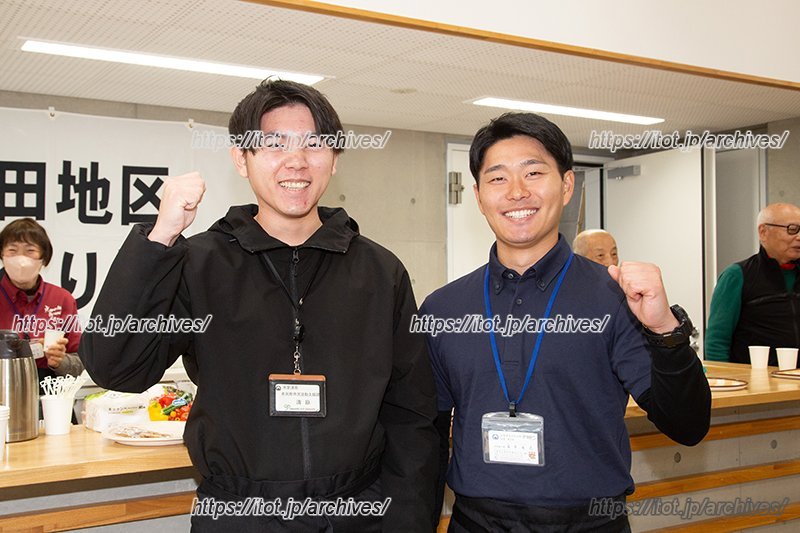 若いふたりは会場にパワーを与えてくれる（左：清原さん、右：本多さん）